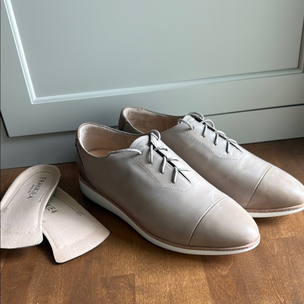 Brand New no box Beige Oxford Buddy Flats with Minimalist Design and Cap Toe